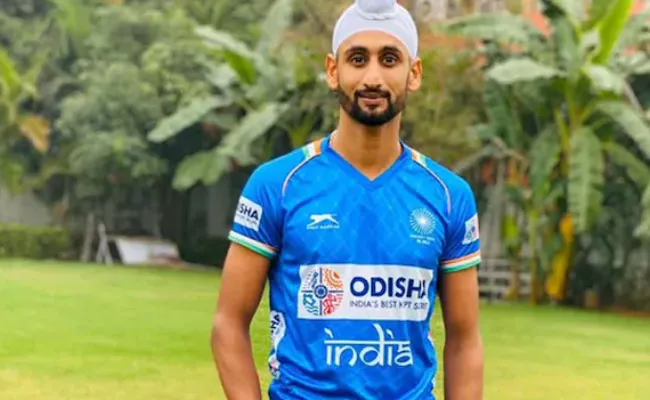 Mandeep Singh Becomes 6th Indian Hockey Player To Test Positive - Sakshi