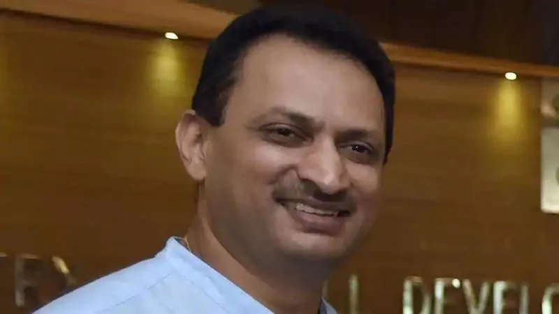 Anant Kumar Hegde BSNL 85000 Employees Traitors - Sakshi