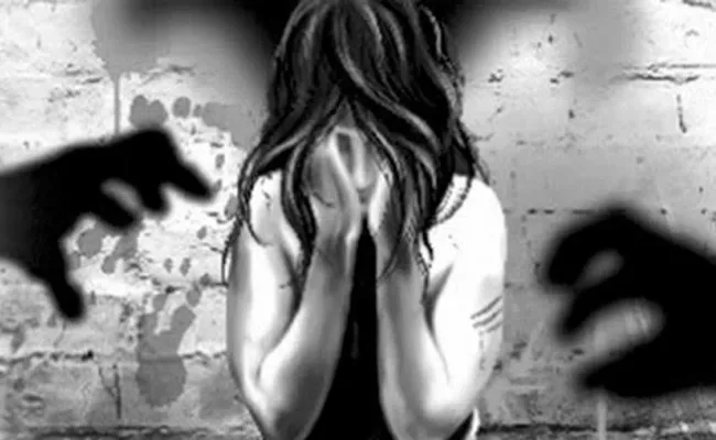 Police Arrested Chhattisgarh Tutor For Molested 9 Years Old Girl - Sakshi