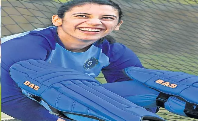 I Want To Finish The Game Like Virat Kohli Says Smriti Mandhana - Sakshi