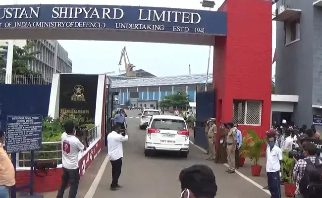 Visakha Shipyard Accident: Report Submitted To District Collector - Sakshi