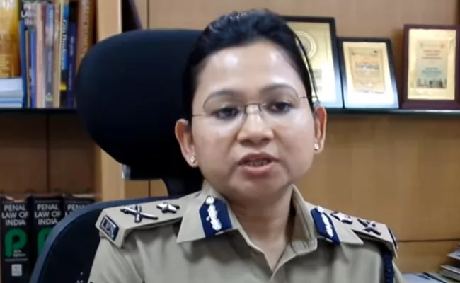 DGP Directed Swati Lakra To Oversee The Ameenpur Case - Sakshi