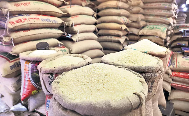 Lockdown Effect on Rice Prices Rises in Hyderabad - Sakshi