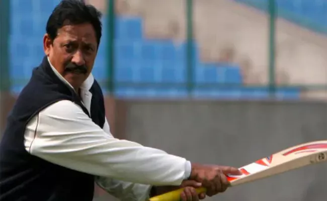 Former Indian Cricketer Chetan Chauhan On Ventilator After Testing Positive - Sakshi