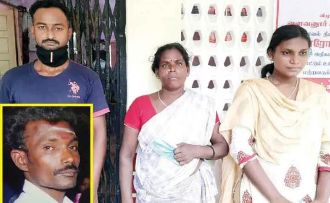 Daughter And Wife Killed Father in Tamil nadu - Sakshi