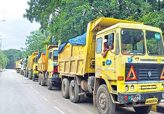 Sixty Two Thousand Metric Tons Of Wastage For Hyderabad Secretariat - Sakshi