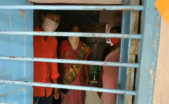 Rukmapur Village Sarpanch Locked by Her Husband - Sakshi