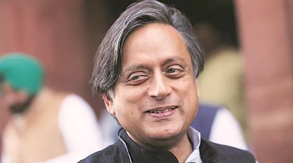 BJP MPs Complain To Speaker Against Shashi Tharoor - Sakshi