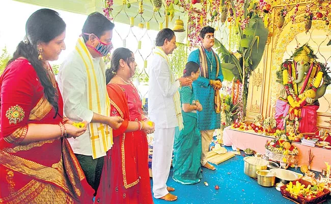  Governor, CM At Vinayaka Chaviti Ceremony - Sakshi