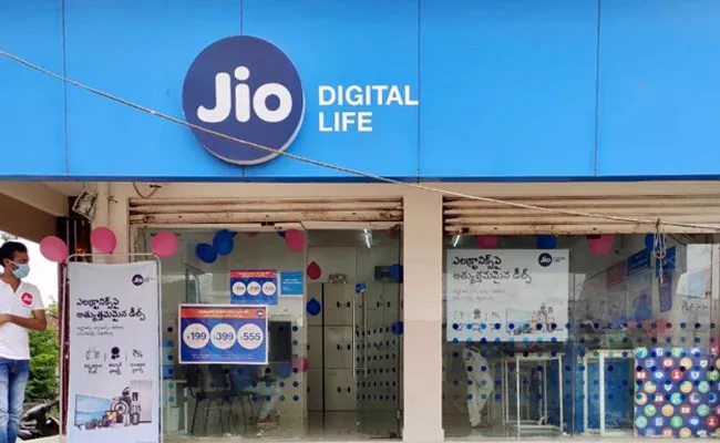 Electronics And Home Appliances Sales Started In Jio Store In AP - Sakshi