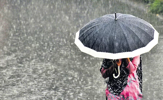 Rains in Coastal Andhra and Rayalaseema during next 48 hours - Sakshi