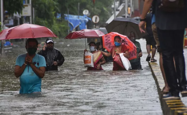 Heavy Rainfall In Kerala IMD Warns Of River Rising - Sakshi