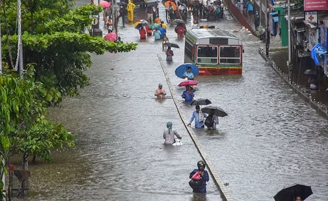 Mumbai Colaba Sees Heaviest Single-Day Rain In 46 Years - Sakshi