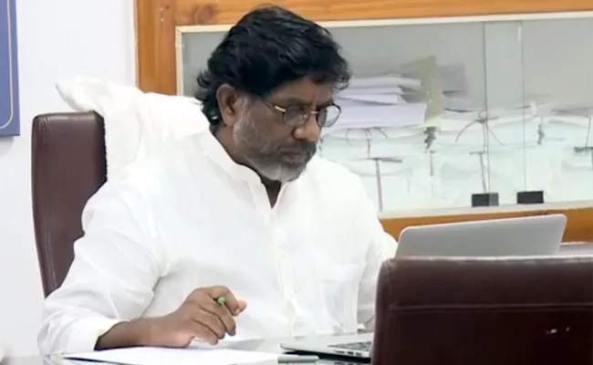 Telangana Congress Leaders Meeting On Zoom App - Sakshi