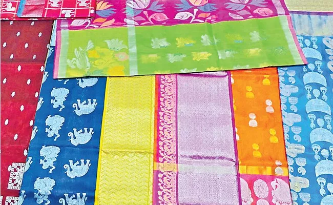 Venkatagiri Zari Sarees Famous International Market - Sakshi