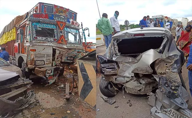 Lorry Collides 3 Cars At Indalwai Toll Plaza - Sakshi