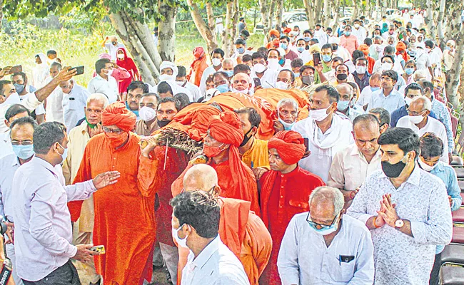 Funeral social activist Swami Agnivesh - Sakshi