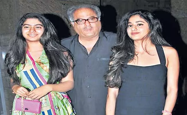 Boney Kapoor Posts His Daughters Painting In Twitter - Sakshi