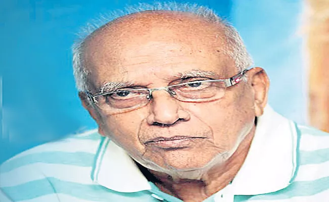 Filmmaker Singeetam Srinivasa Rao tests positive for Corona virus - Sakshi