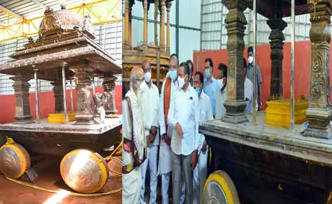 Three Silver Lion Statues On Chariot Of Kanaka Durga Temple Go Missing - Sakshi