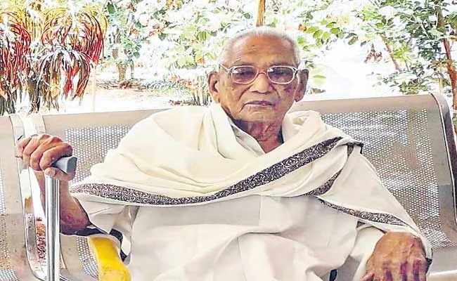 103 Age Paruchuri Ramaswamy Recovered From Coronavirus - Sakshi