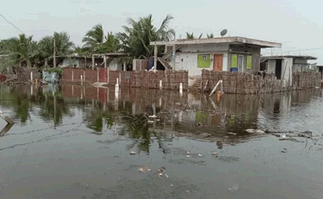 Sea Level Rise Due To Low Pressure And Amavasya Effect - Sakshi