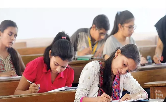 Final Semester Exams From 16 In Telangana - Sakshi