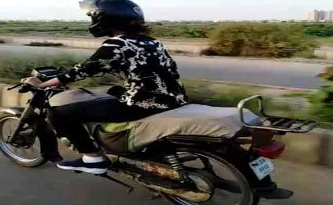 Woman Denied Two Wheeler License In Pakistan - Sakshi