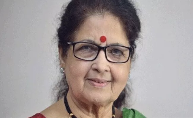 Veteran Actress Ashalata Wabgaonkar Passed Away Of Covid 19 - Sakshi