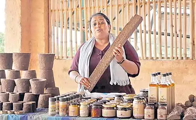 Cow Dung Products Protect Cows In Sagupadi - Sakshi