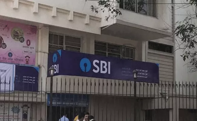 SBI Warns Account Holders On Fake Whatsapp Calls - Sakshi