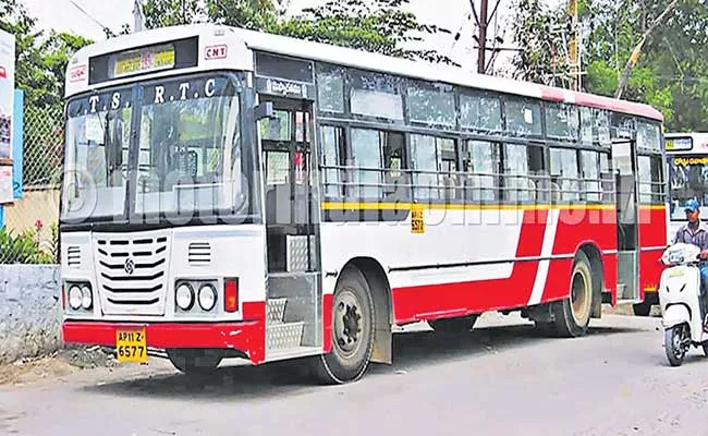 TSRTC Facing Problems With Oil Companies For Not Clearing The Pending Bills - Sakshi