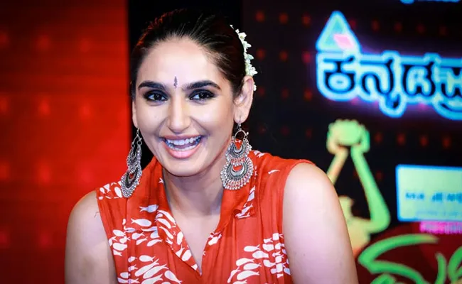 Drug Racket: Ragini Dwivedi Summoned By Central Crime Branch - Sakshi