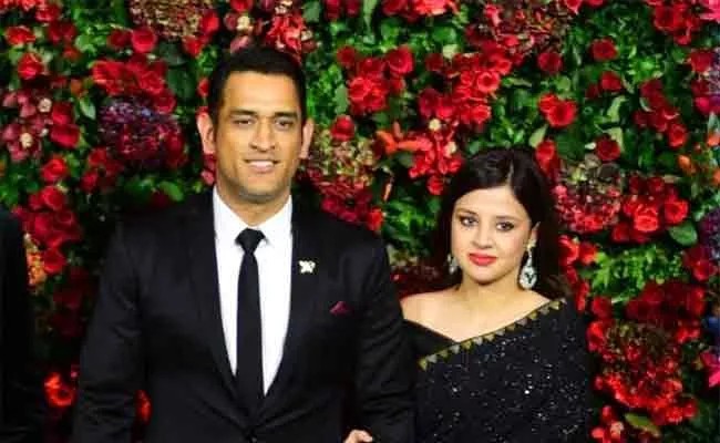 Dhoni Set His Eyes On Entertainment After Retiring From Indian Team - Sakshi