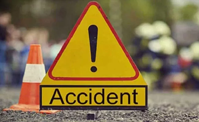 Seven killed Van Collides Head On With Trailer In Rajasthan - Sakshi