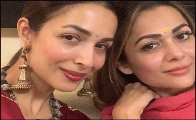 Malaika Arora Sister Amrita Arora Questions Whose Shares Her Sister Medical Report - Sakshi