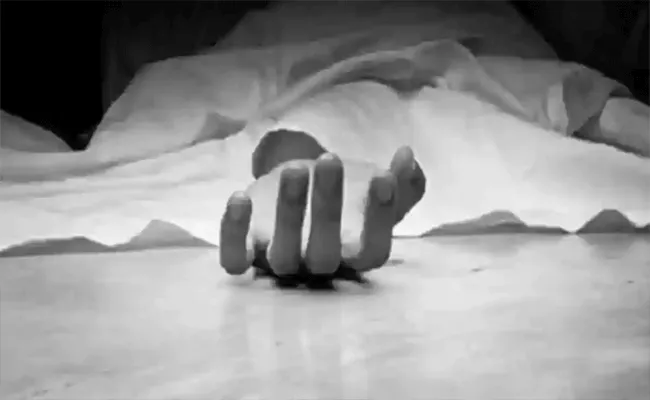 Student Commit Suicide In Jagtial - Sakshi