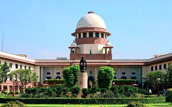 Supreme Court Issues Notice To Centre Over Farm Laws - Sakshi