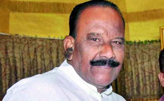 Former Minister Nayani Narasimha Reddy In Critical Condition - Sakshi