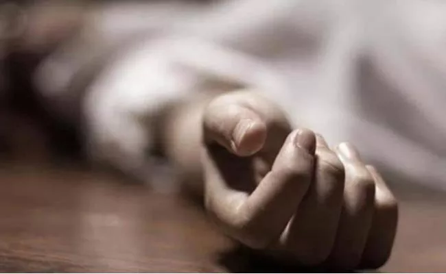 Physical Assault Victim Dies In Hyderabad - Sakshi