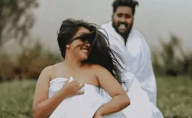 Kerala Couple Trolled On Online Over Post Wedding' Photoshoot - Sakshi