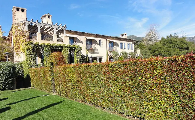 Montecito Mansion Listed For Rent At 700 Dollars For An Hour - Sakshi