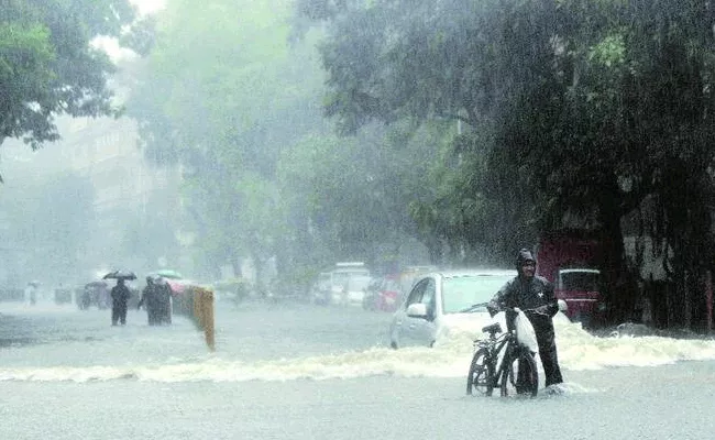 Heavy Rains Expected To Andhra Pradesh - Sakshi