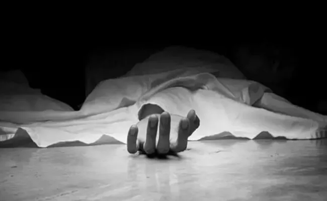 Women Committed Suicide in Chandanagar - Sakshi