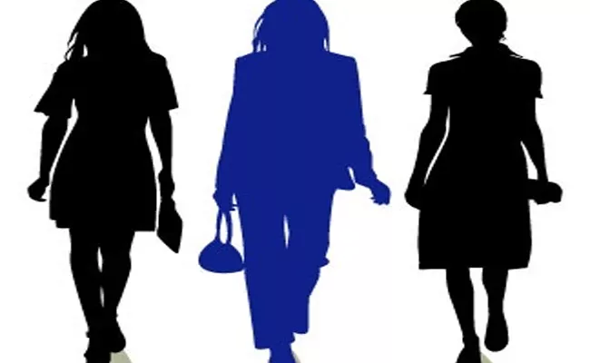 SCIKEY Survey Female Bosses Score Better Than Men At Workplace - Sakshi