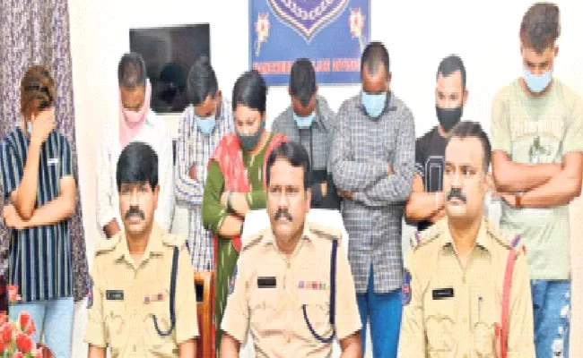 Prostitution Gang Arrested In Mancherial District - Sakshi