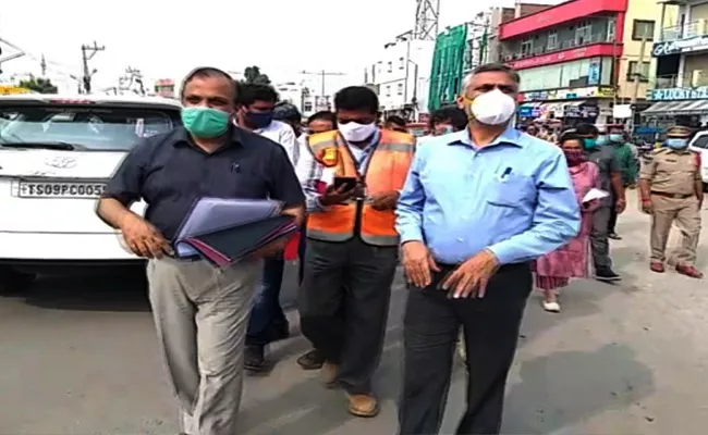 Central Team Inspected The  Flooded Area  At Falaknuma - Sakshi