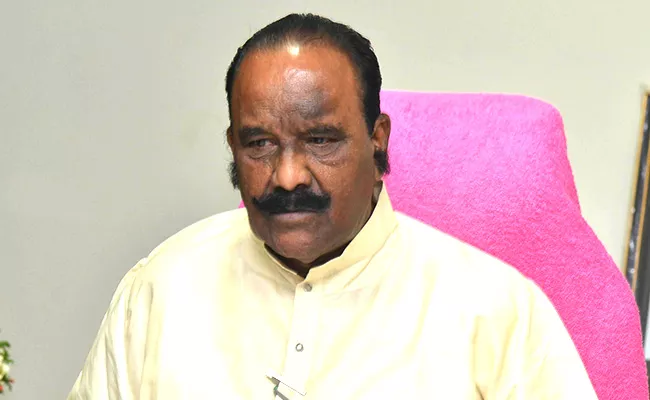 Ministers Give Condolences To Nayani Narsimha Reddy Deceased - Sakshi