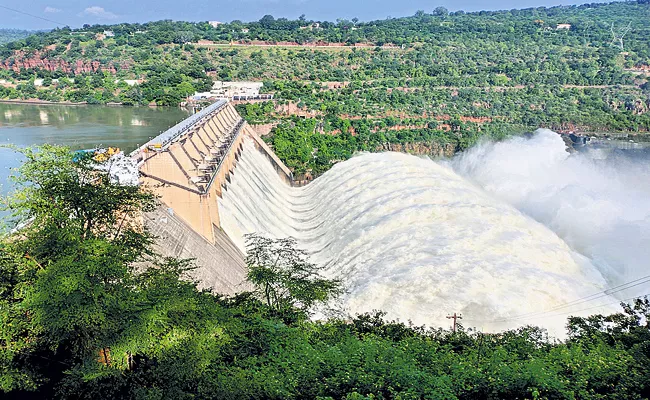 Flood intensity continues to Krishna river  - Sakshi