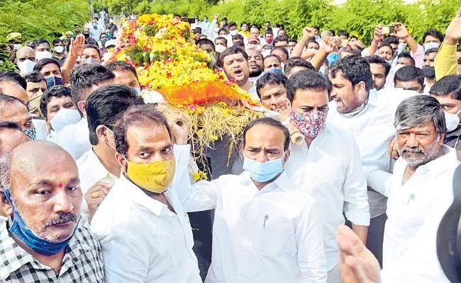 Nayani Narshimha Reddy Funerals Completed - Sakshi